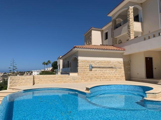 Ferienwohnung Beau Views Seven Peyia Exterior foto